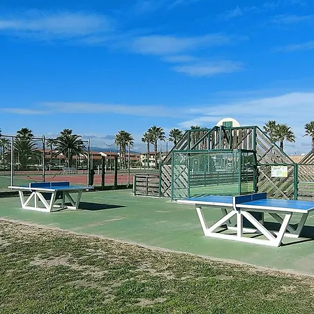 T2 Avec Terrasse Et Parking Au Barcares - Fr-1-195-115 Le Barcares
